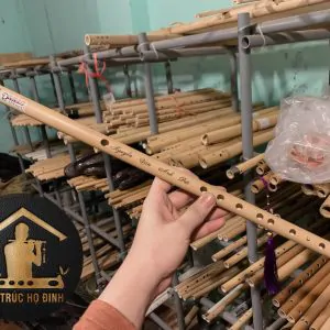 Khắc-Chữ-Lên-Sáo-Khắc-Laze-Sáo-Trúc-Họ-Đinh